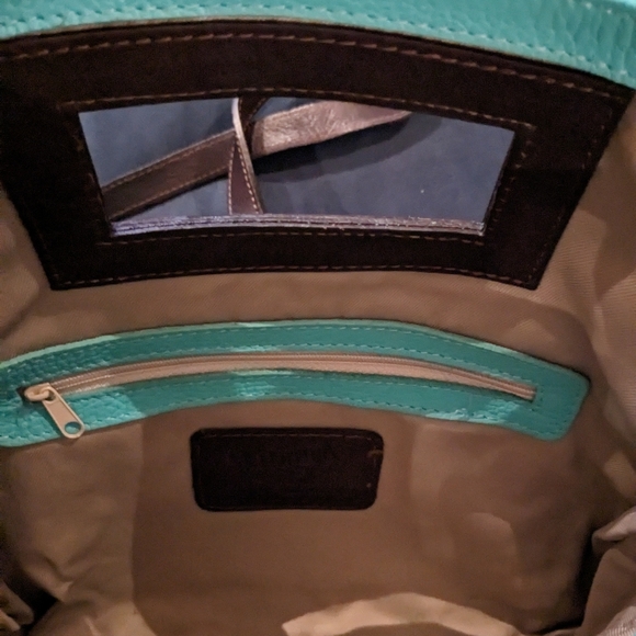 Leather crossbody purse - Picture 3 of 4